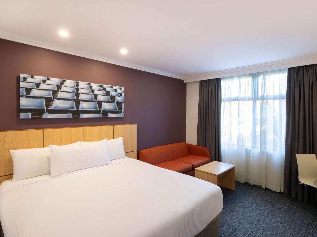 Mercure Sydney Blacktown Arndell Park Buitenkant foto