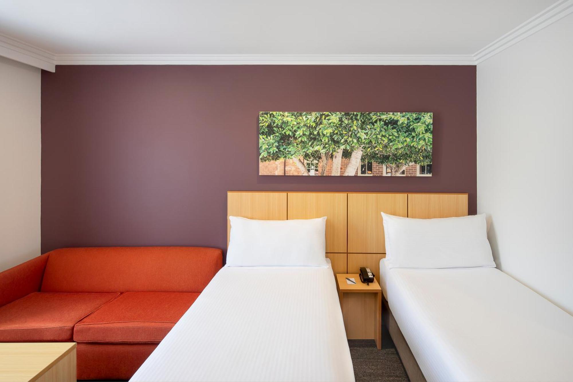 Mercure Sydney Blacktown Arndell Park Buitenkant foto